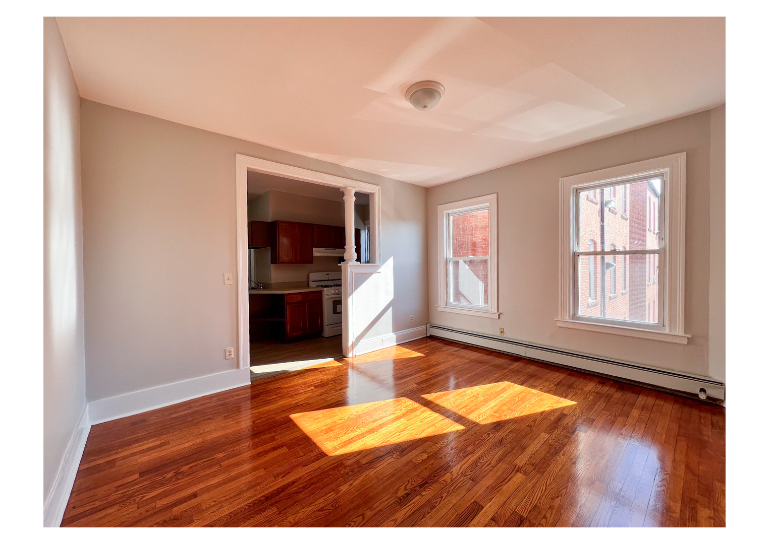 Hartford Apartment: 291 Buckingham St