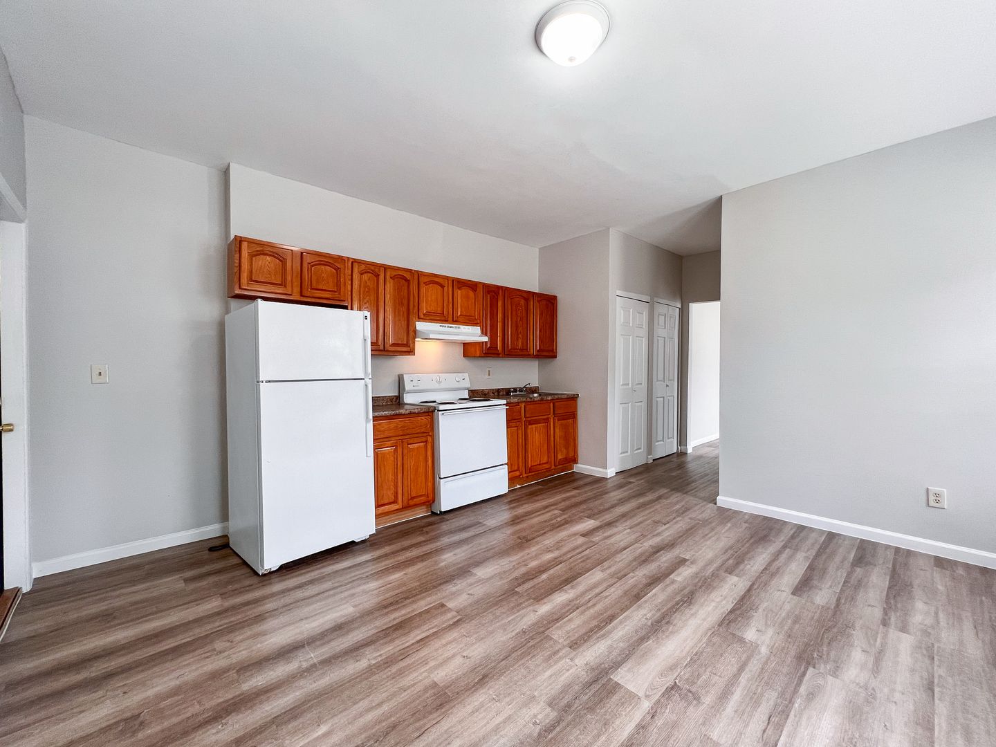 Hartford Apartment: 158-160 Westland St