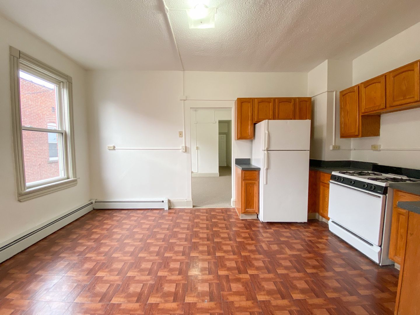 Hartford Apartment: 31-33 Bond St