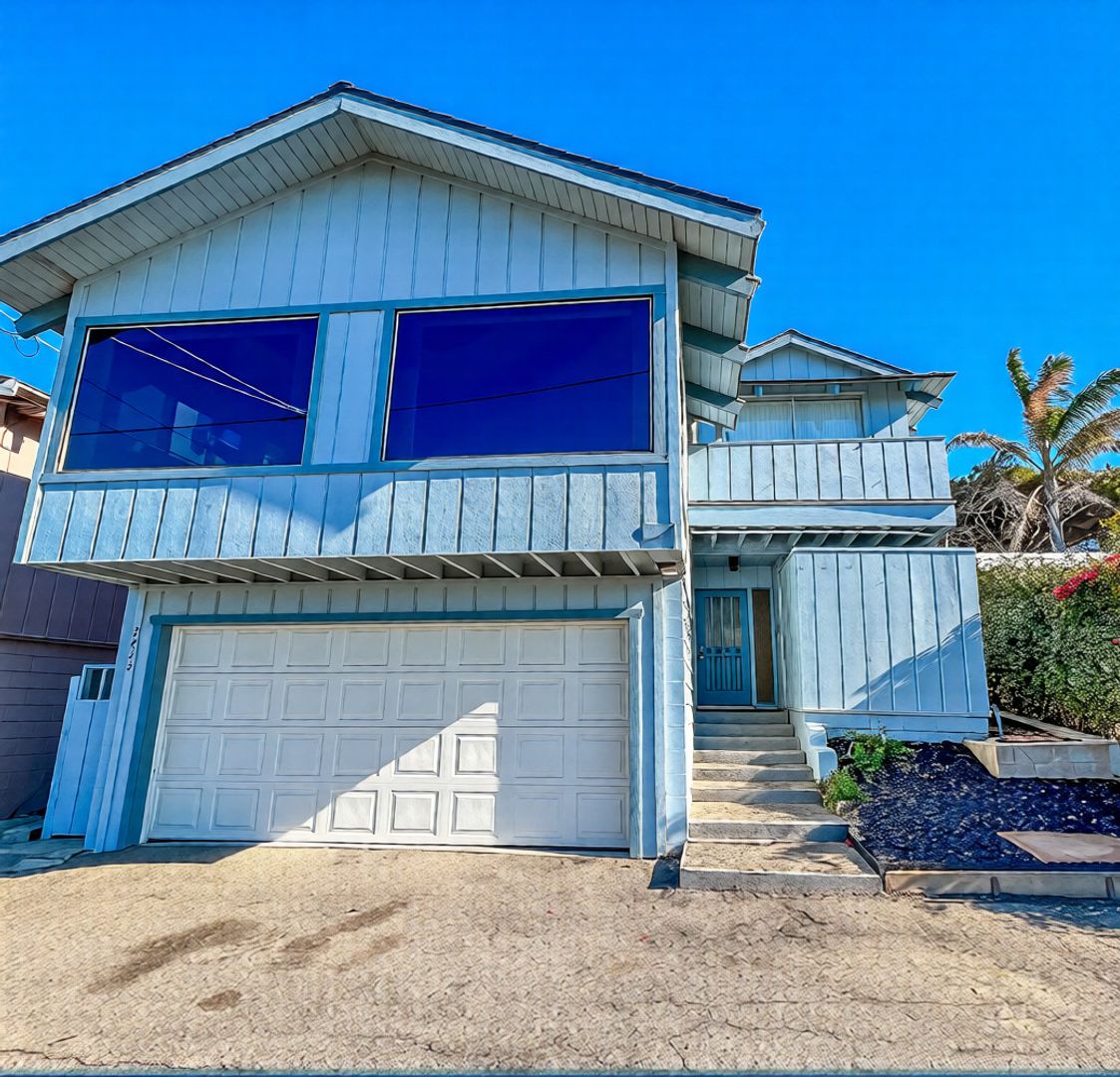 Cayucos House: 3413 Ocean blvd