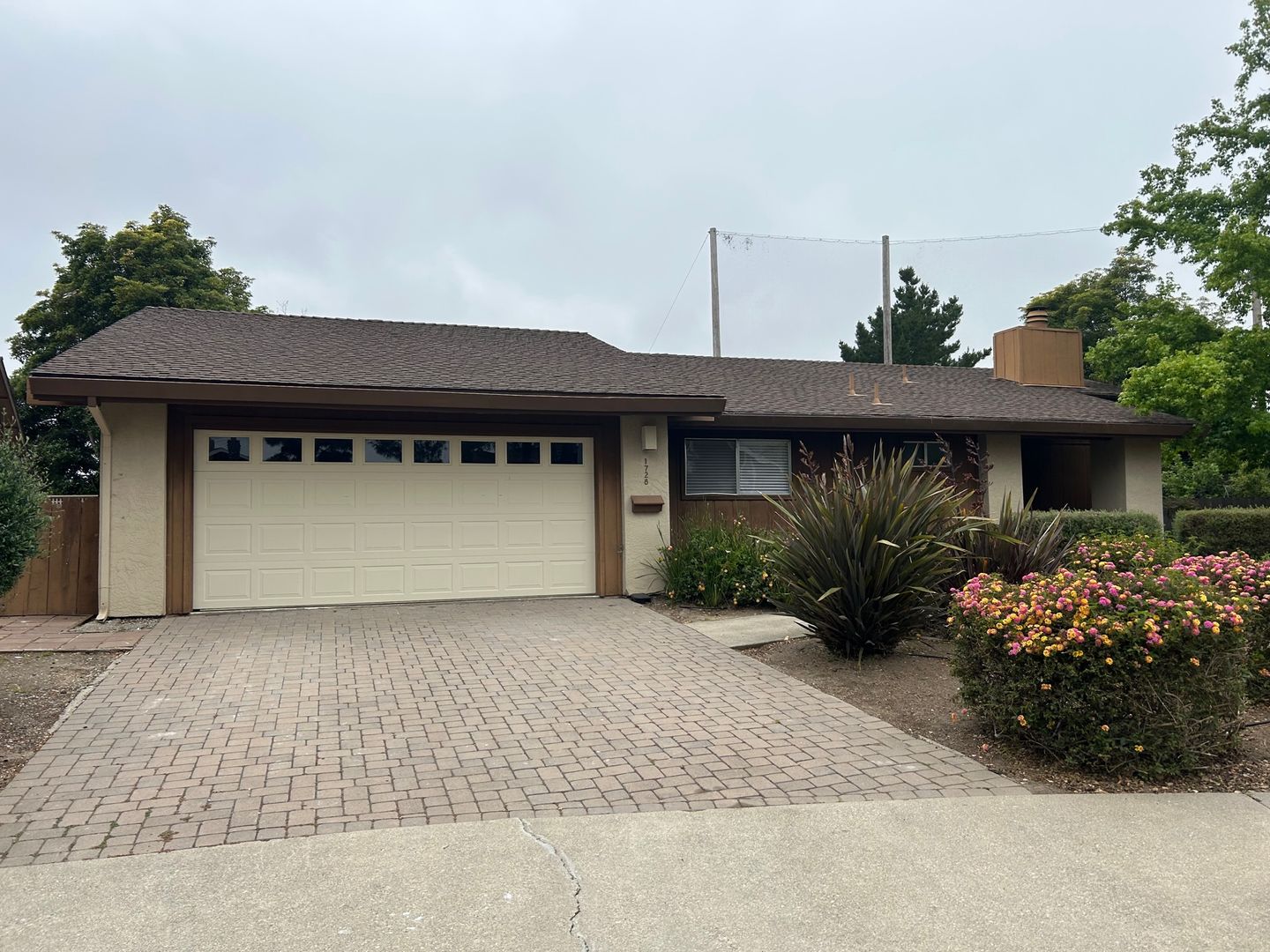 San Luis Obispo House: 1728 Royal Court