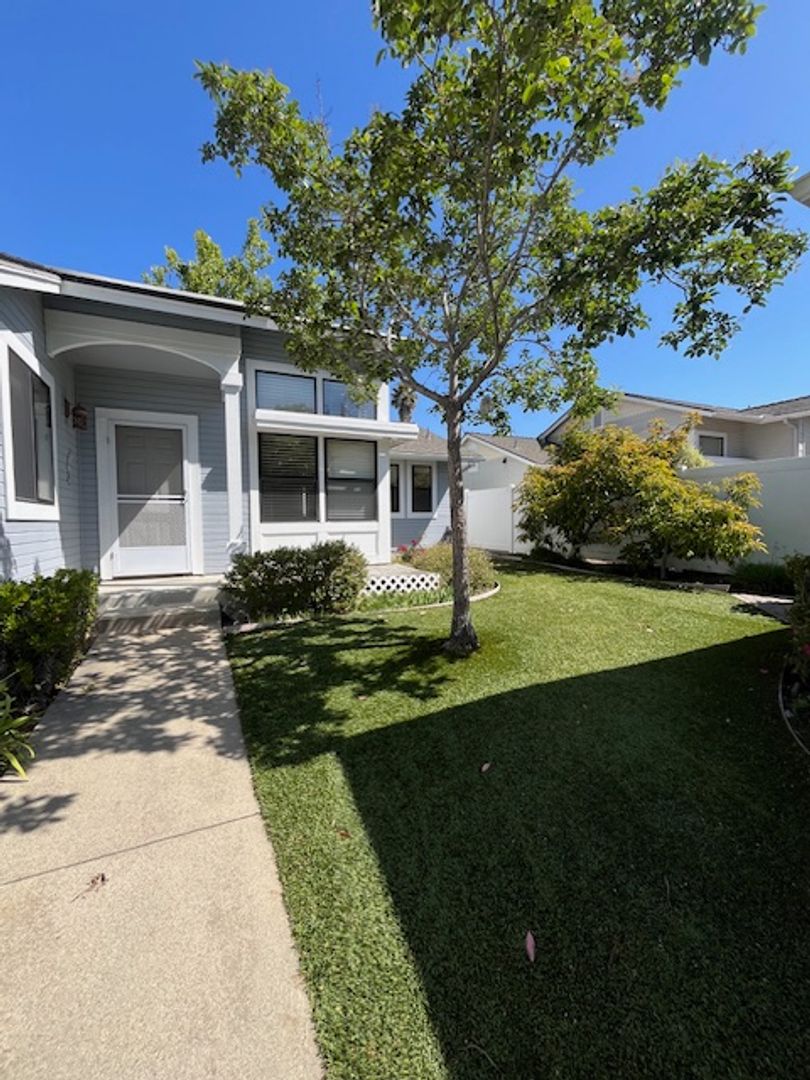 San Luis Obispo House: 856 Alyssum Court