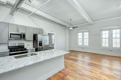 518 Miller Street, Unit 411 – photo 1