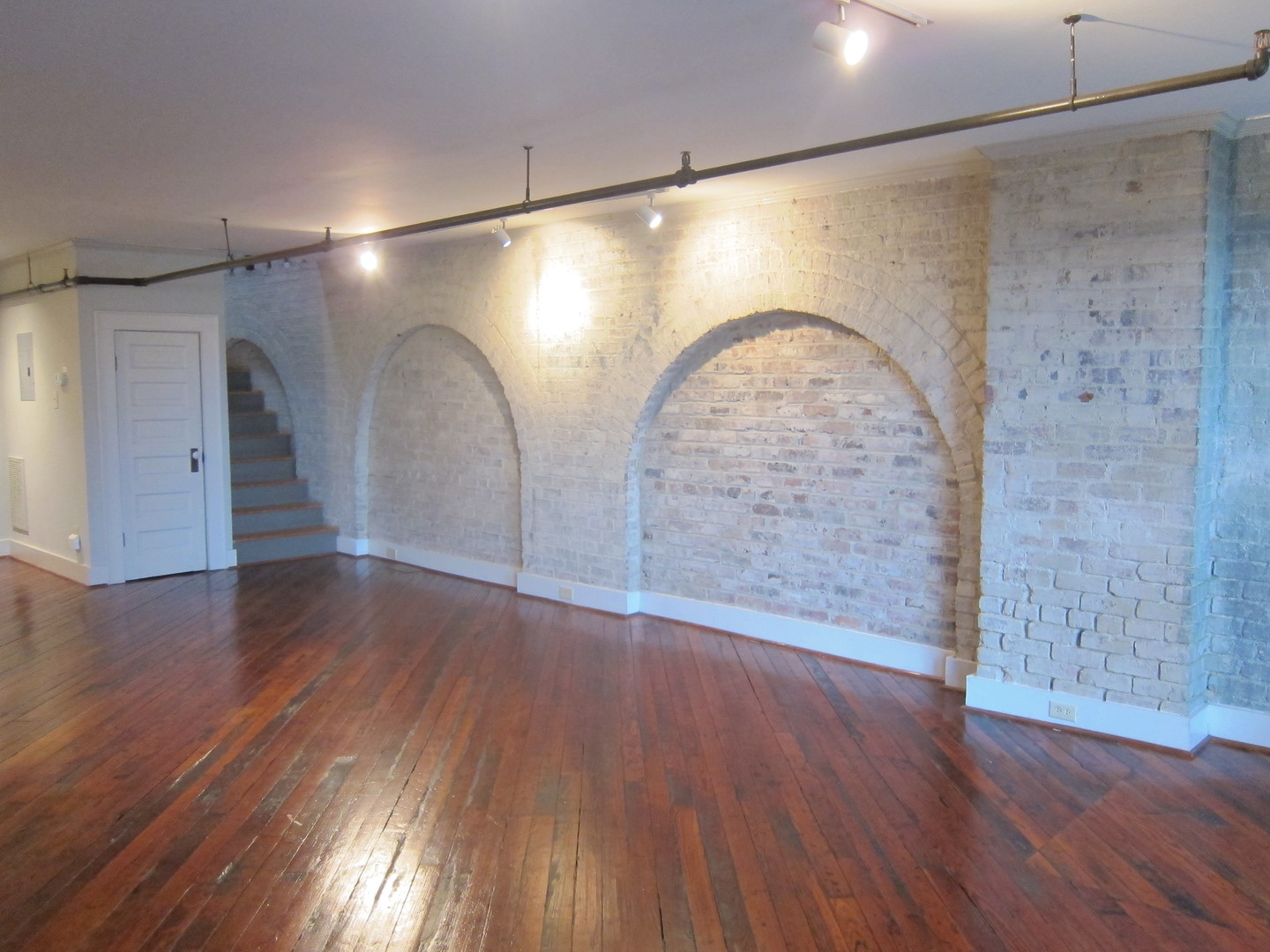Davie Street Lofts 4 of 11