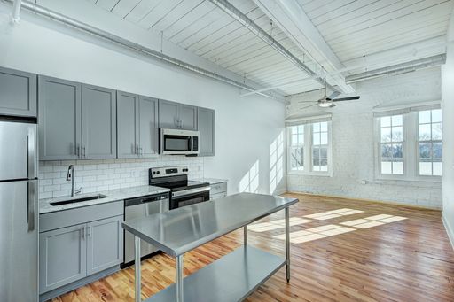 518 Miller Street, Unit 423