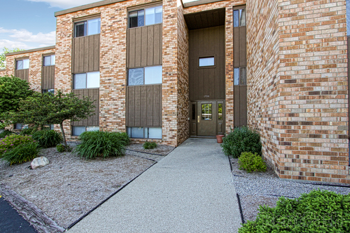 large one bedroom! – photo 1