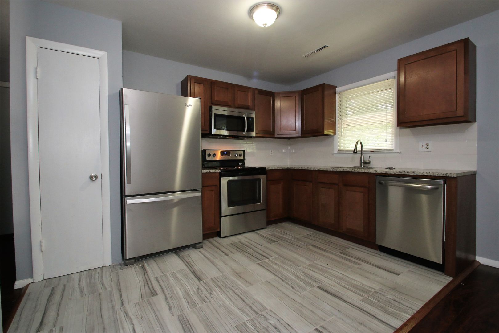 Hamden Apartment: 39 Hightop CR