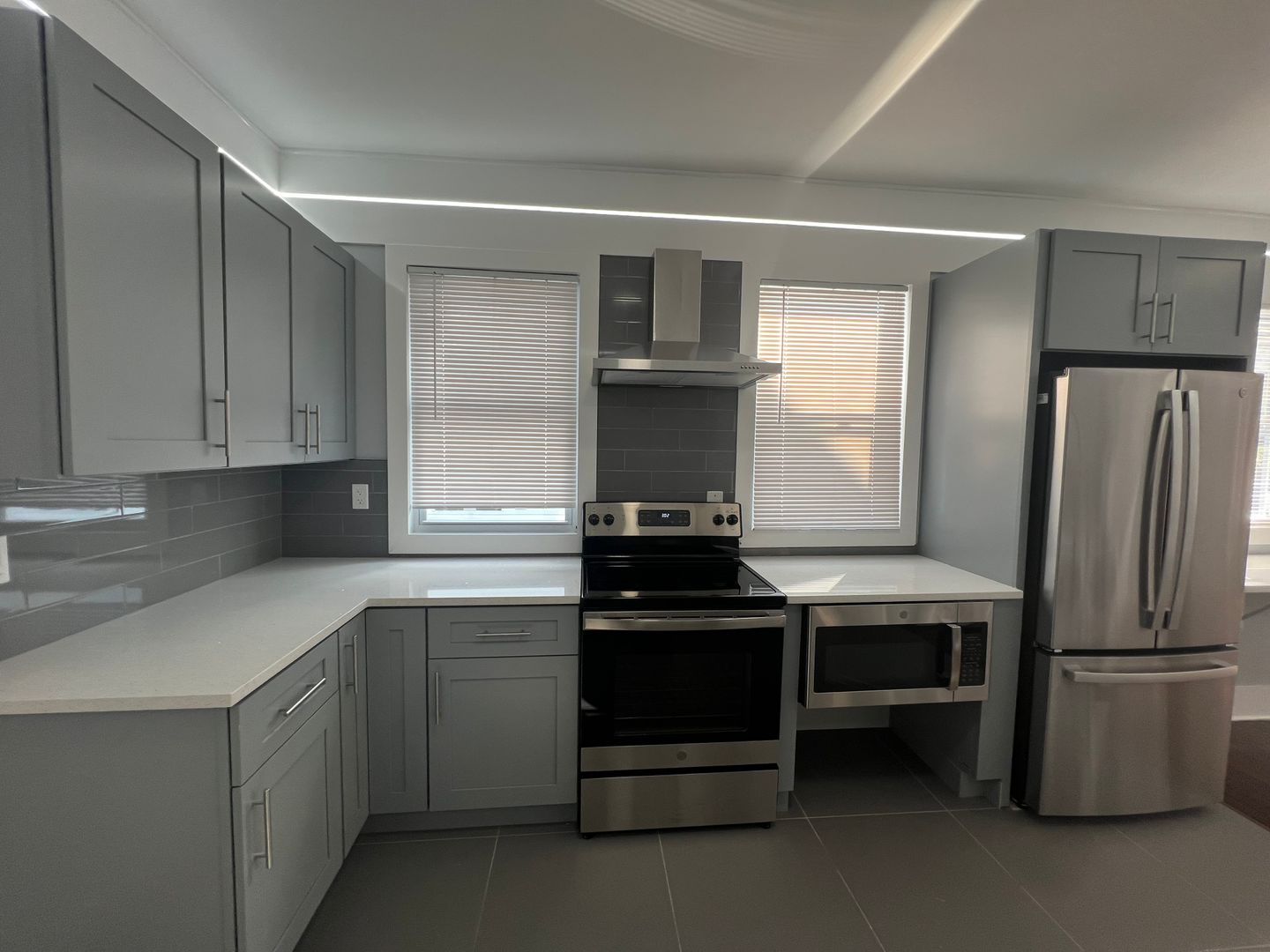 New Haven Apartment: 97 Sheffield Ave