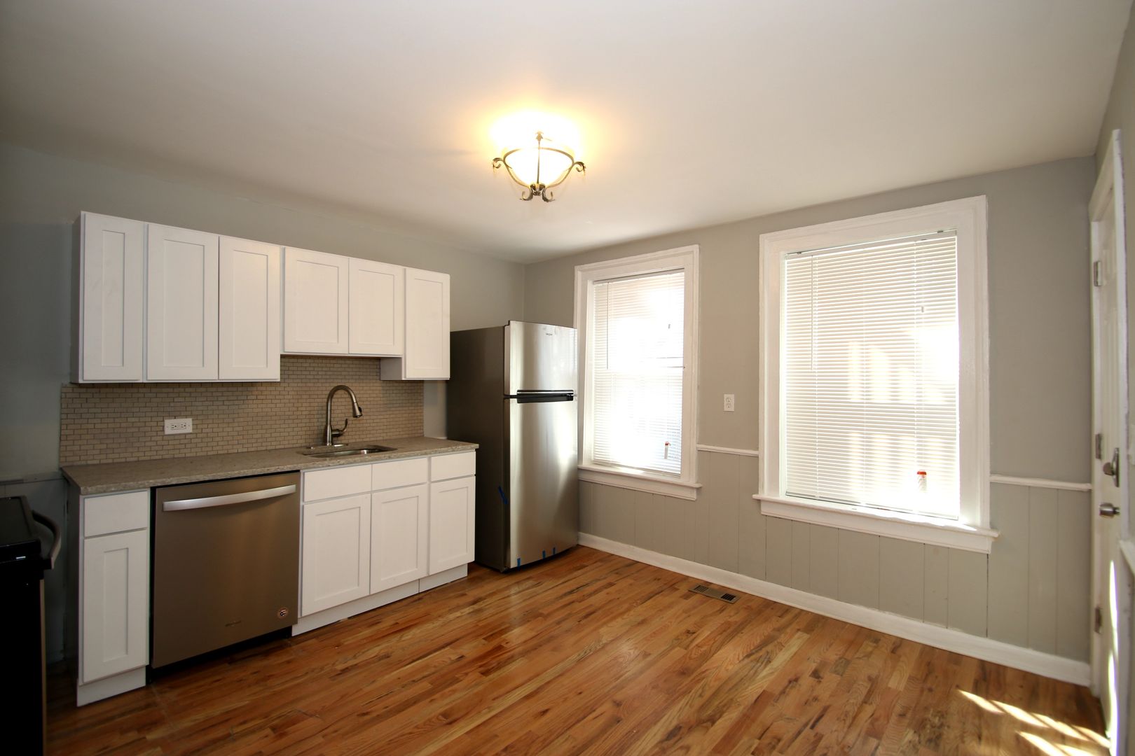 New Haven Apartment: 42 Walnut