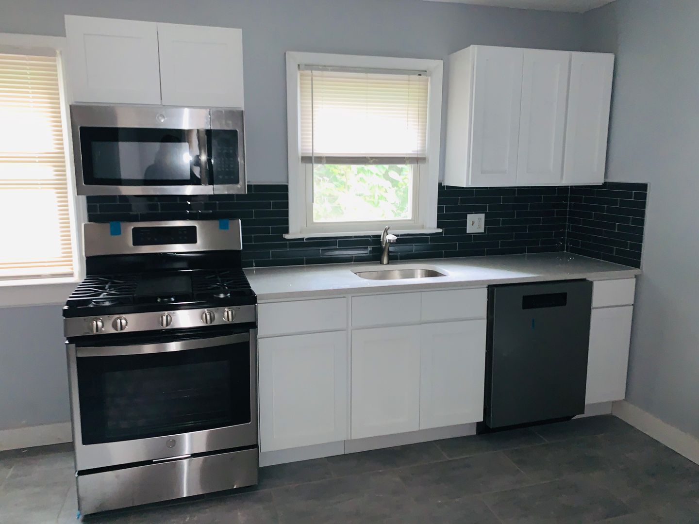 New Haven Apartment: 62 Revere St, 2nd Floor