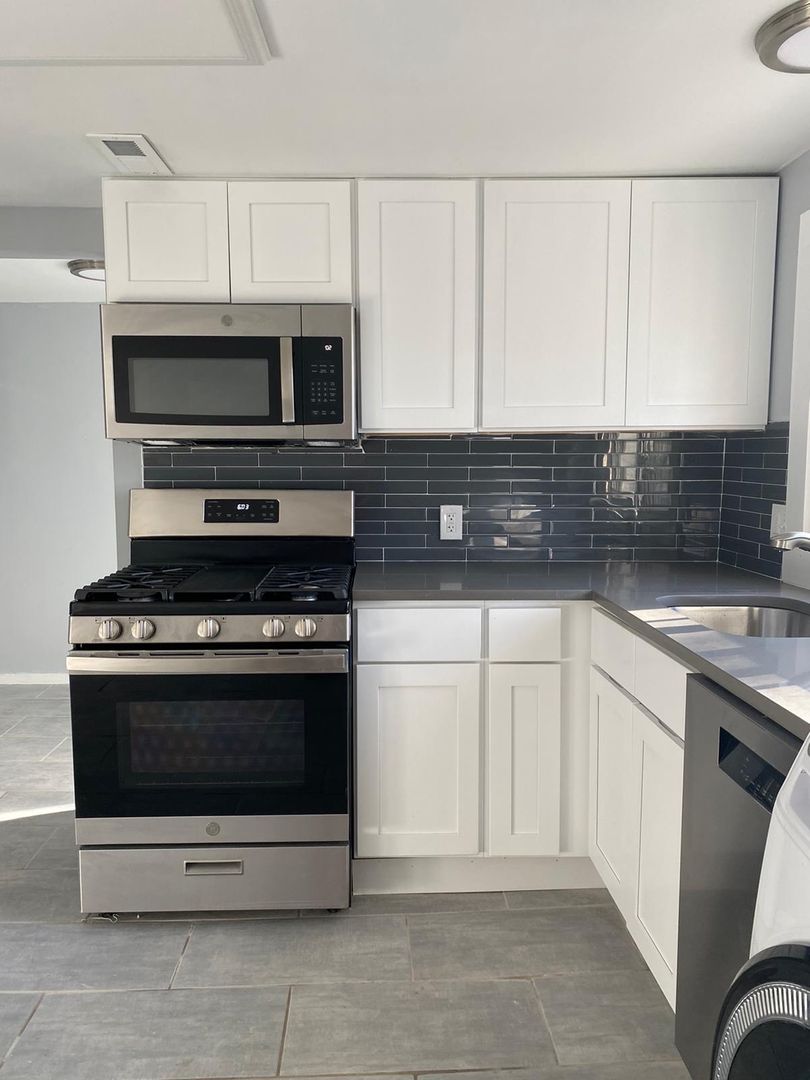 New Haven Apartment: 378 Orchard