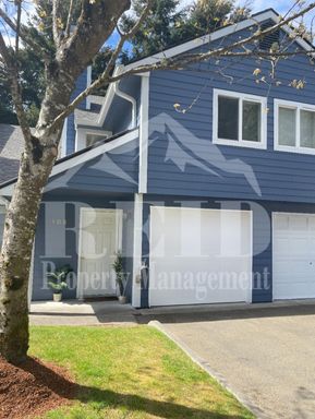 3-Bedroom Silverdale Ridgetop near Island Lake. – photo 1