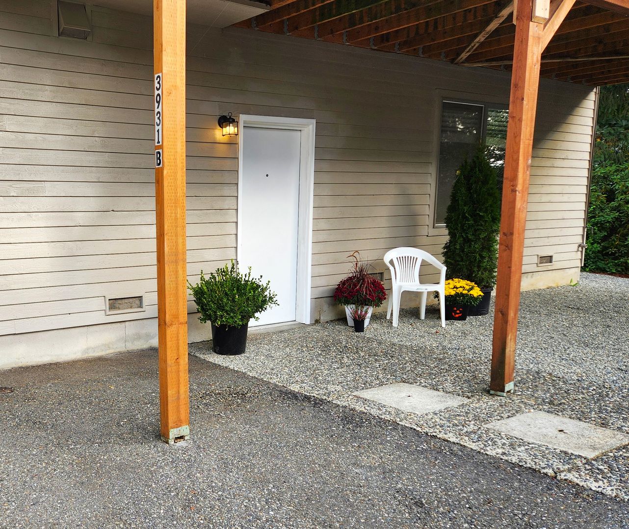 Bremerton Apartment: 3931 Harbel Dr NE