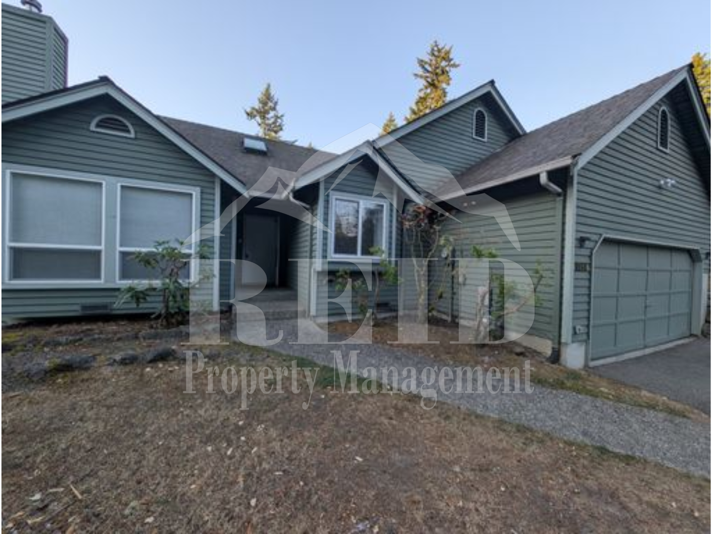 Bremerton House: 8960 Watson Pl NE