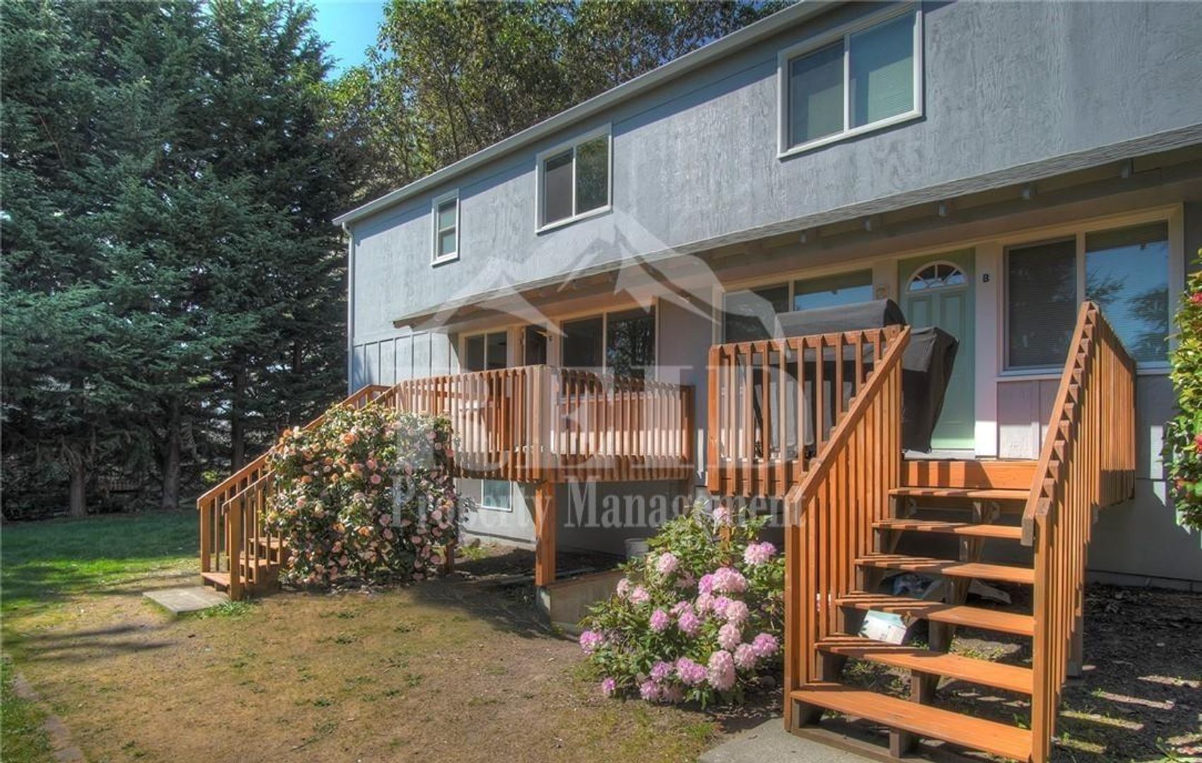 Bremerton Apartment: 1937 NE 30th Street