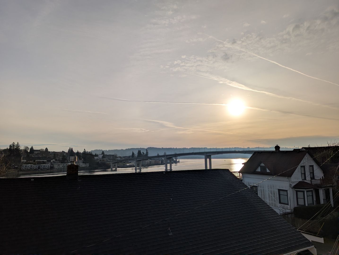 Bremerton Apartment: 114 11th St Pl