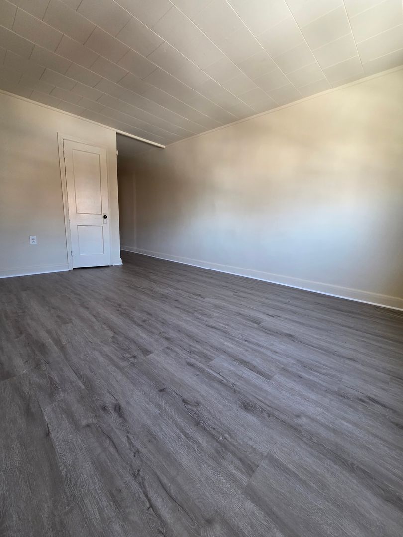 Baltimore Apartment: 3617 Everrett St