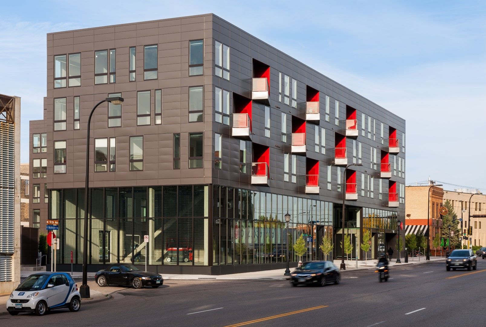 Minneapolis Apartment: 915 Washington Ave N