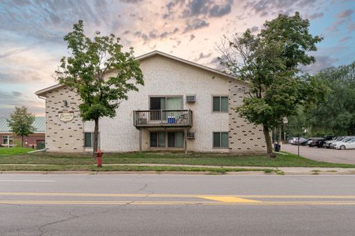 Renovated 1br/1ba in Anoka – photo 1