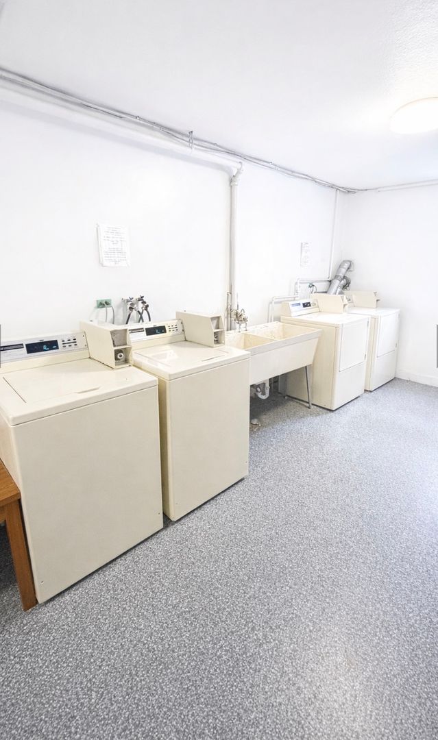 Minneapolis Apartment: 3636 Minnehaha Avenue