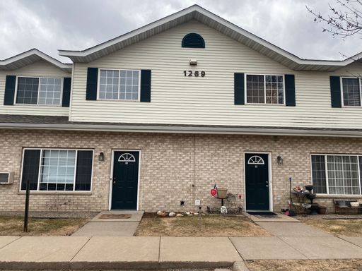 Updated 3br/2ba Townhome in Shakopee!