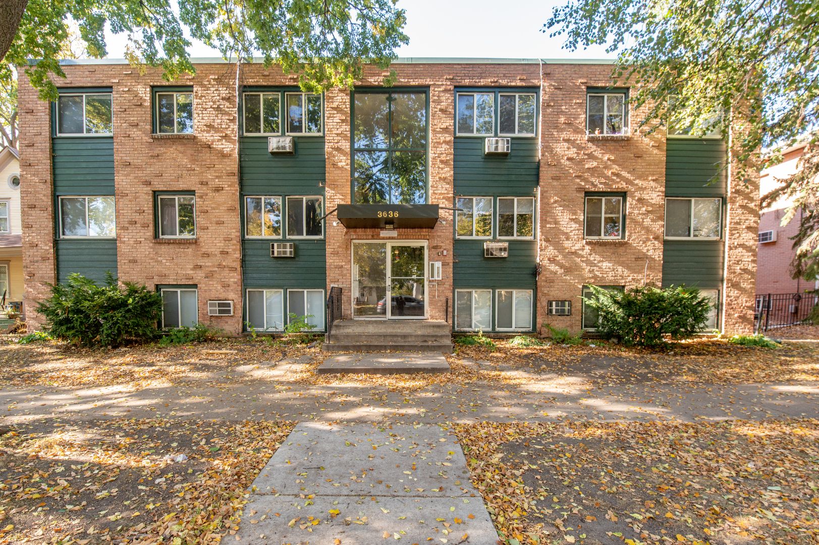 Minneapolis Apartment: 3636 Minnehaha Avenue