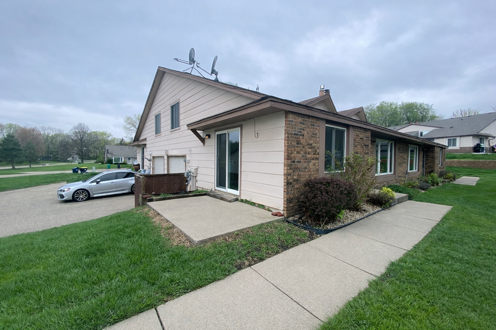 Apple Valley House: 14248 Hemlock Court N