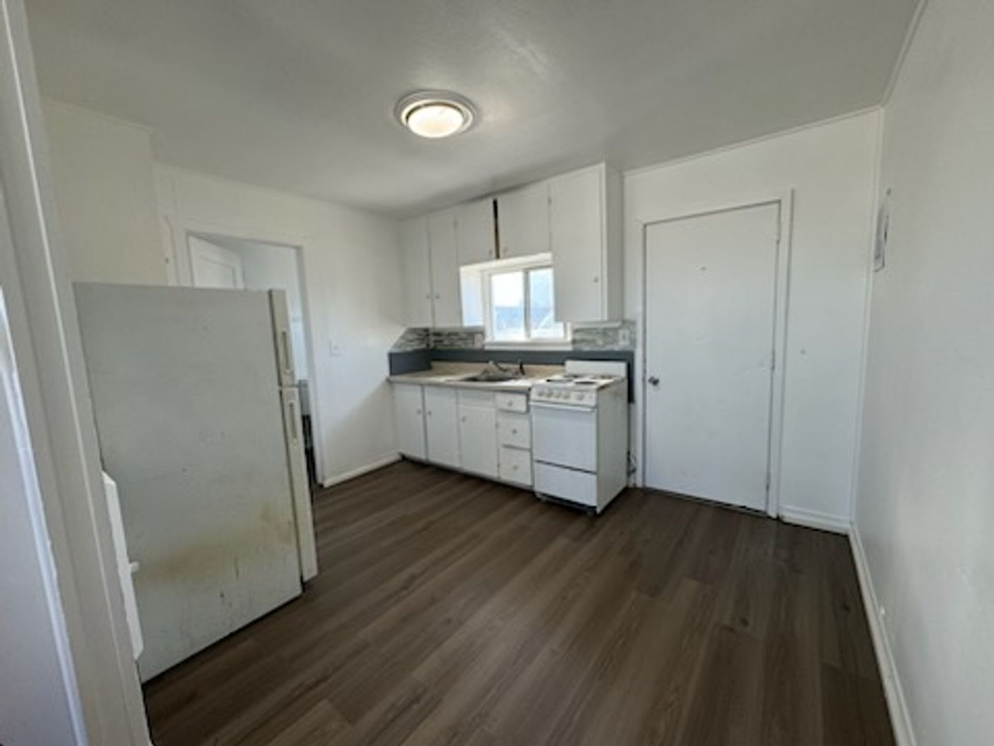Moses Lake WA Apartment: 1056 Marina DR - 15