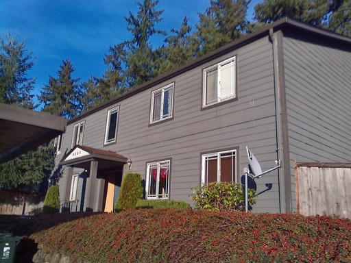 2 bedroom, 1 bath upstairs unit in gated community- $300.00 Off of 1st Full Month Rent!! – photo 1