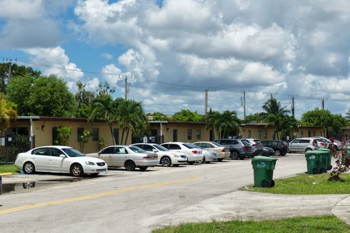 361 Sharar Ave - 6