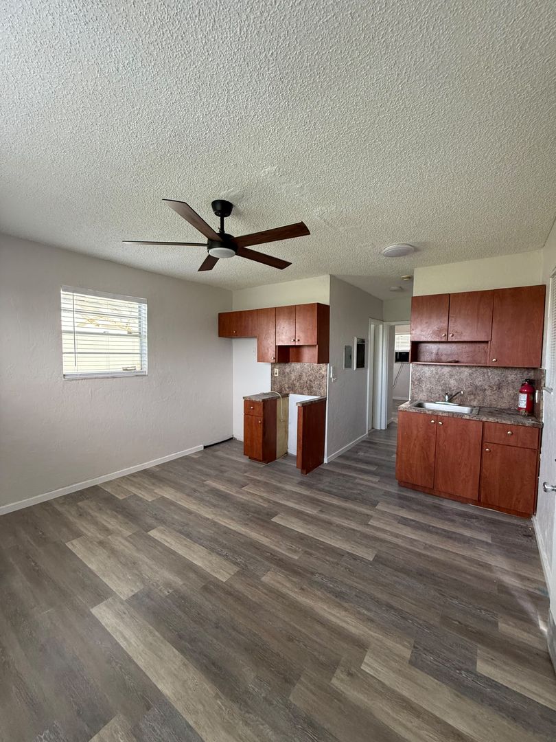 14120 NW 24th Court 2 of 8