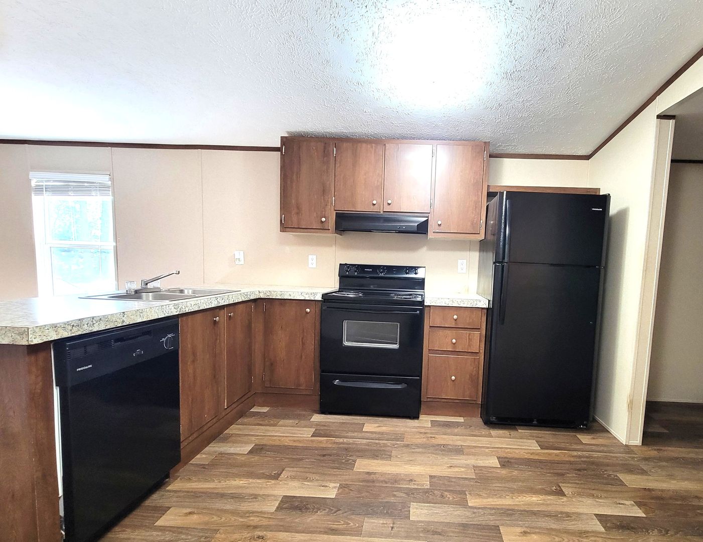 Siler City House: 151 Dave McCracken Rd