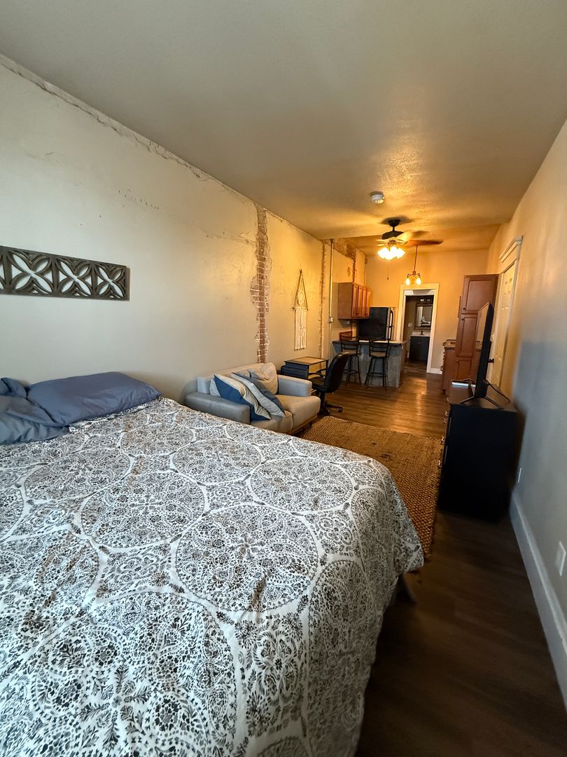 Tomah Apartment: 1117 Superior Ave