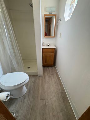 Campus-Area 1 Bedroom Rental Near UW-La Crosse & Western Tech – photo 1