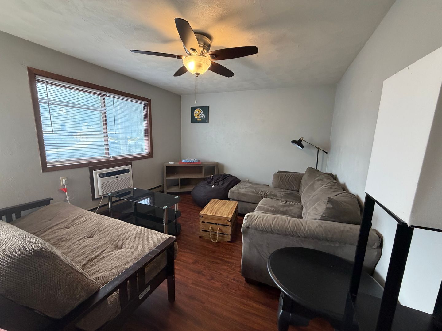 La Crosse Apartment: 410 10th St N - Apt 01