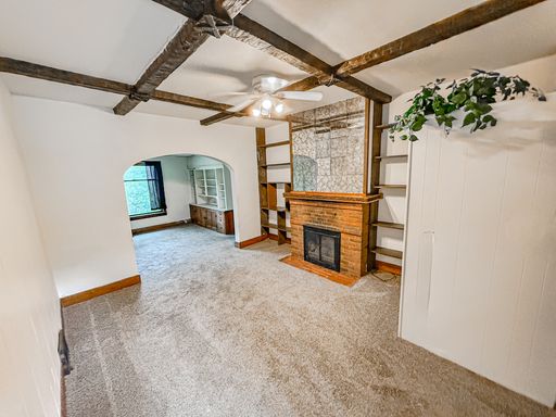5 Bedroom Home Near UW-La Crosse – photo 1