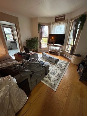 1 Bedroom 1 Bathroom Apartment – photo 1