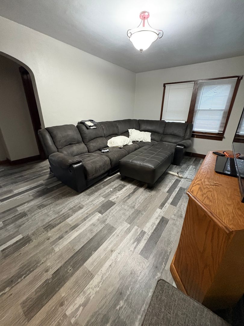 La Crosse Apartment: 1012 7th St S