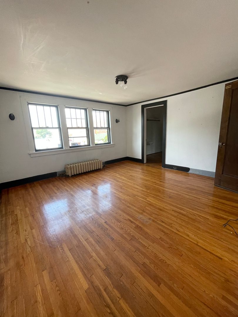 La Crosse House: 1003 8th street S