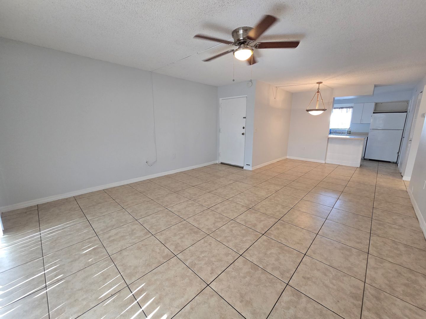 2740 Hidden Lake Blvd Unit A 3 of 11