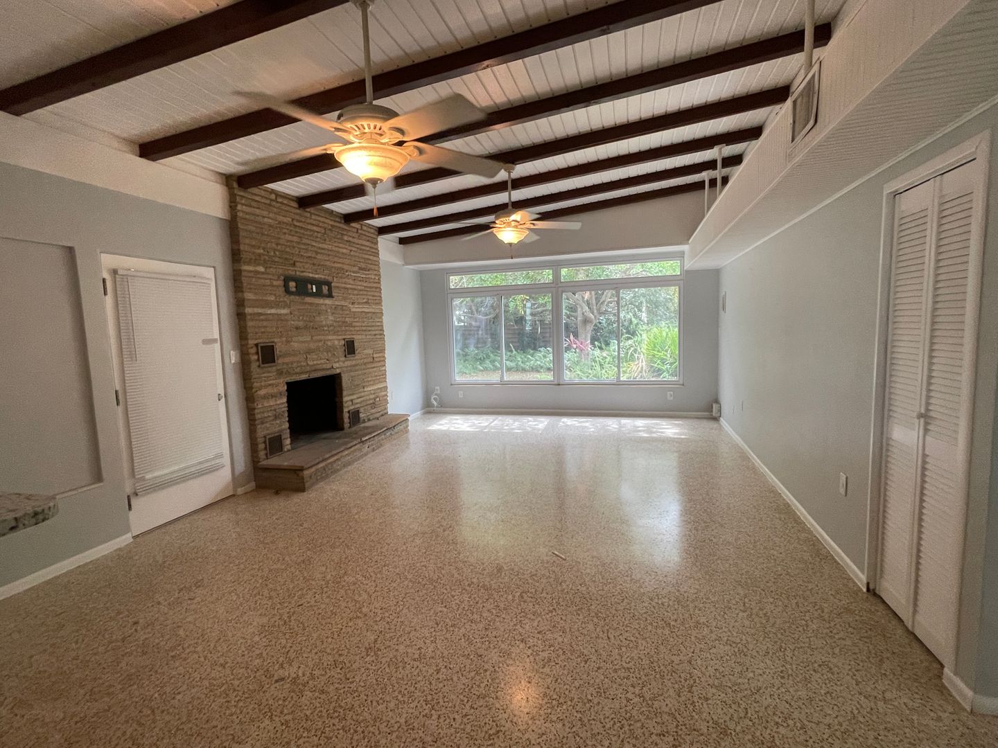 Sarasota Apartment: 6346 Beechwood Ave.