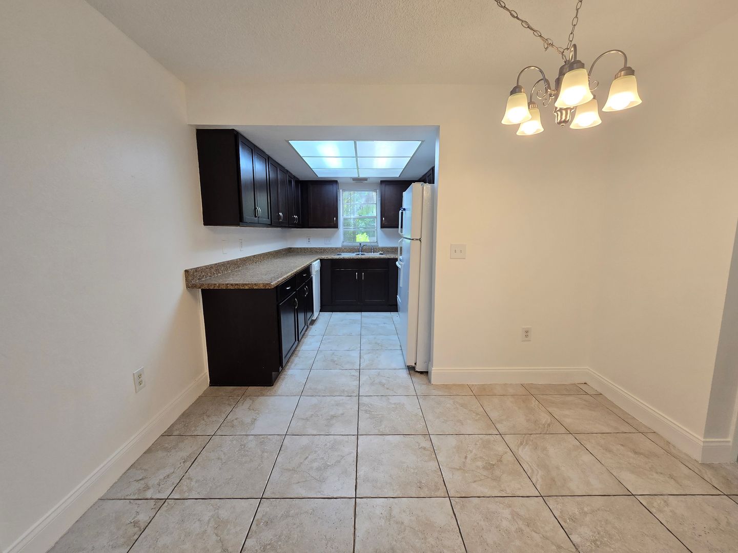 5324 Desoto Place - Unit A 6 of 12