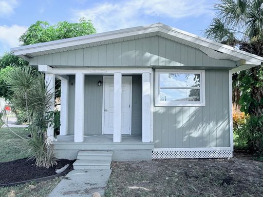Fully Renovated Studio- Duplex Mobile Home for Rent ~ Available Now! – photo 1