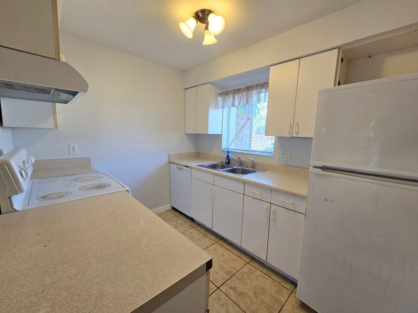 2740 Hidden Lake Blvd Unit A 6 of 11