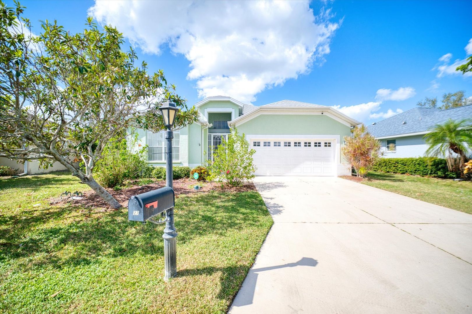Sarasota House: 27 Arbor Oaks Dr