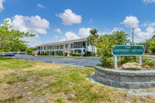 Bright 2BR/1BA Condo with Community Pool ~ First Floor – photo 1