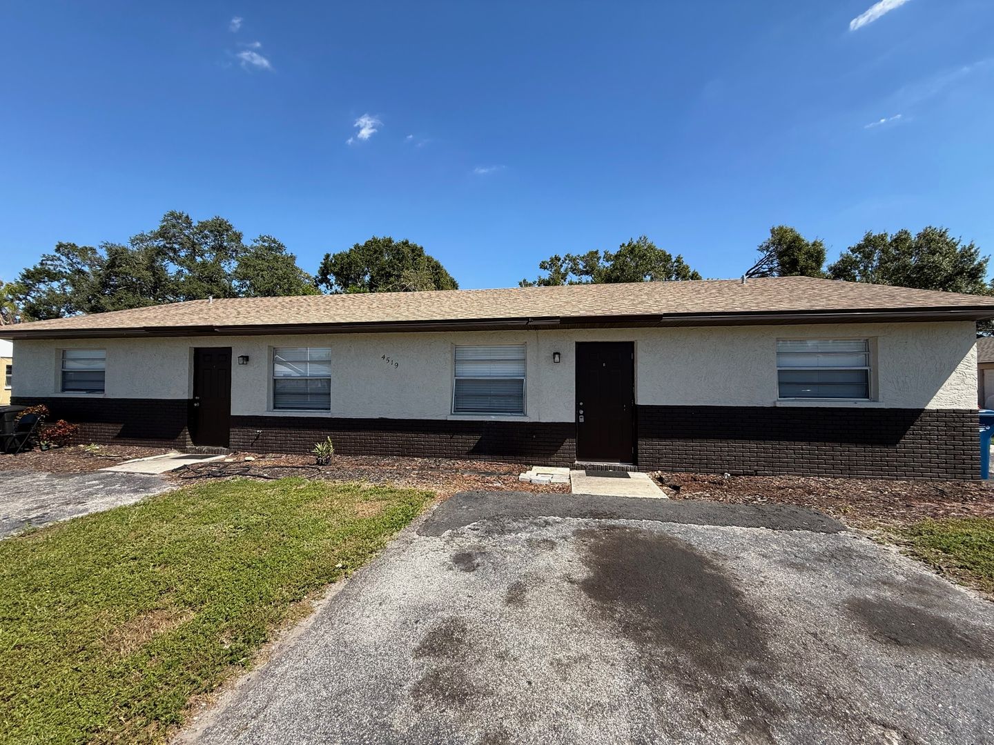 Bradenton Apartment: 4519 67th St W