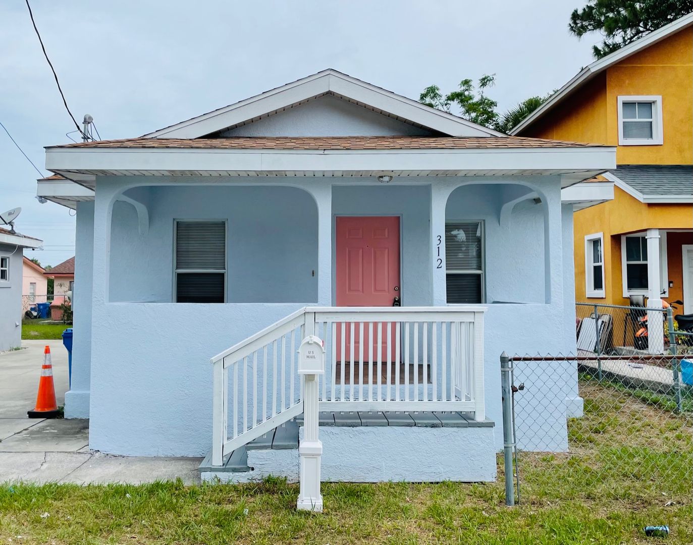 Bradenton Apartment: 312 10th Ave Drive West