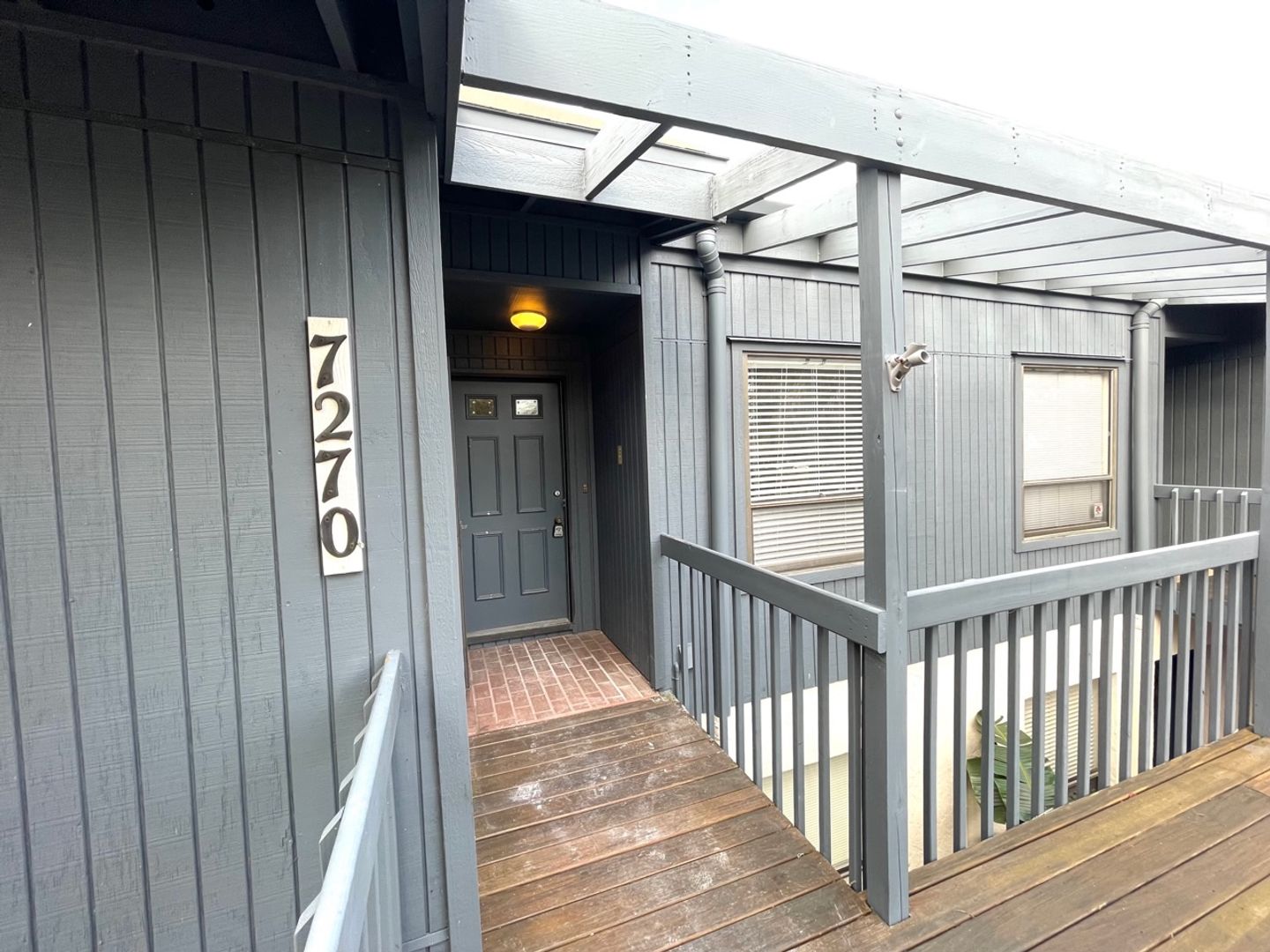 Sarasota House: 7270 Cloister Dr