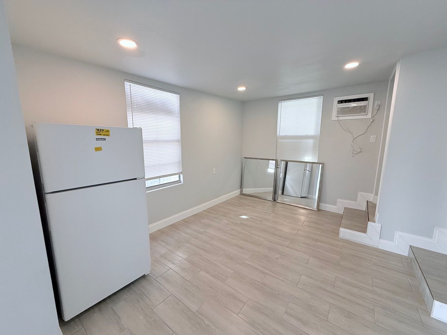 Bradenton Apartment: 1111 50th Avenue Plz W